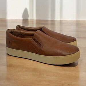 Frye Ivy Women's Slip-On Cognac Leather Low Top Sneakers Brown & White Size 9